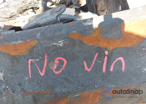 2026 Tesla Model Y Long Range Dual Motor All-Wheel Drive/Long Range Launch Series из США, поврежденный, VIN 7SAYGDEE1TA394561